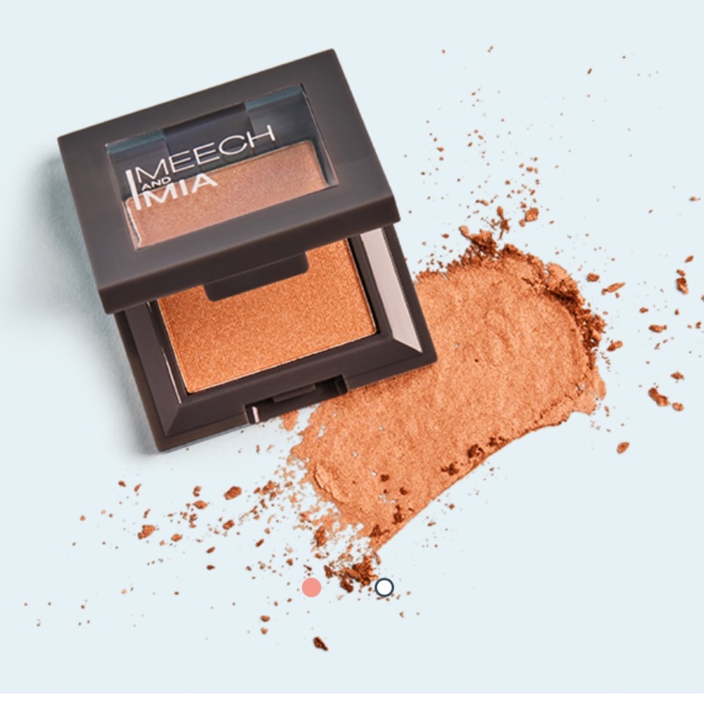 MECH & MIA Pressed Mineral Eyeshadow in Caramel